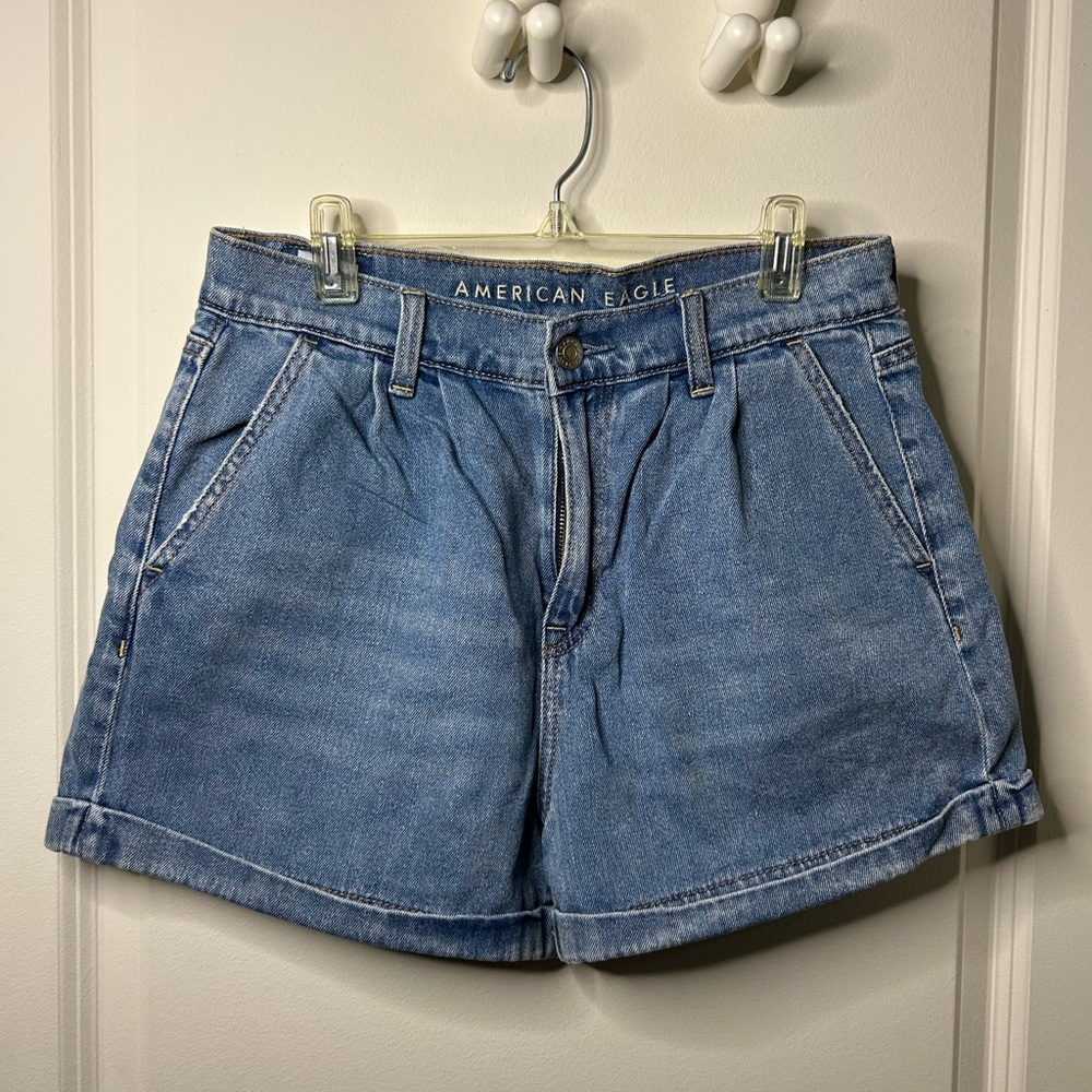 American Eagle Denim Shorts Size 4